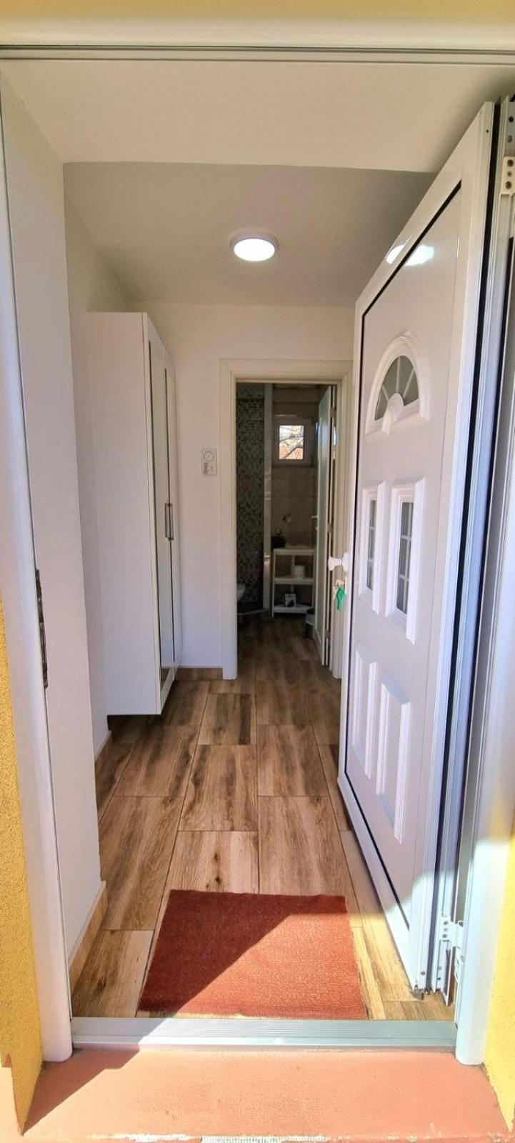 "My Life" Luxury River Apartments Ni エクステリア 写真