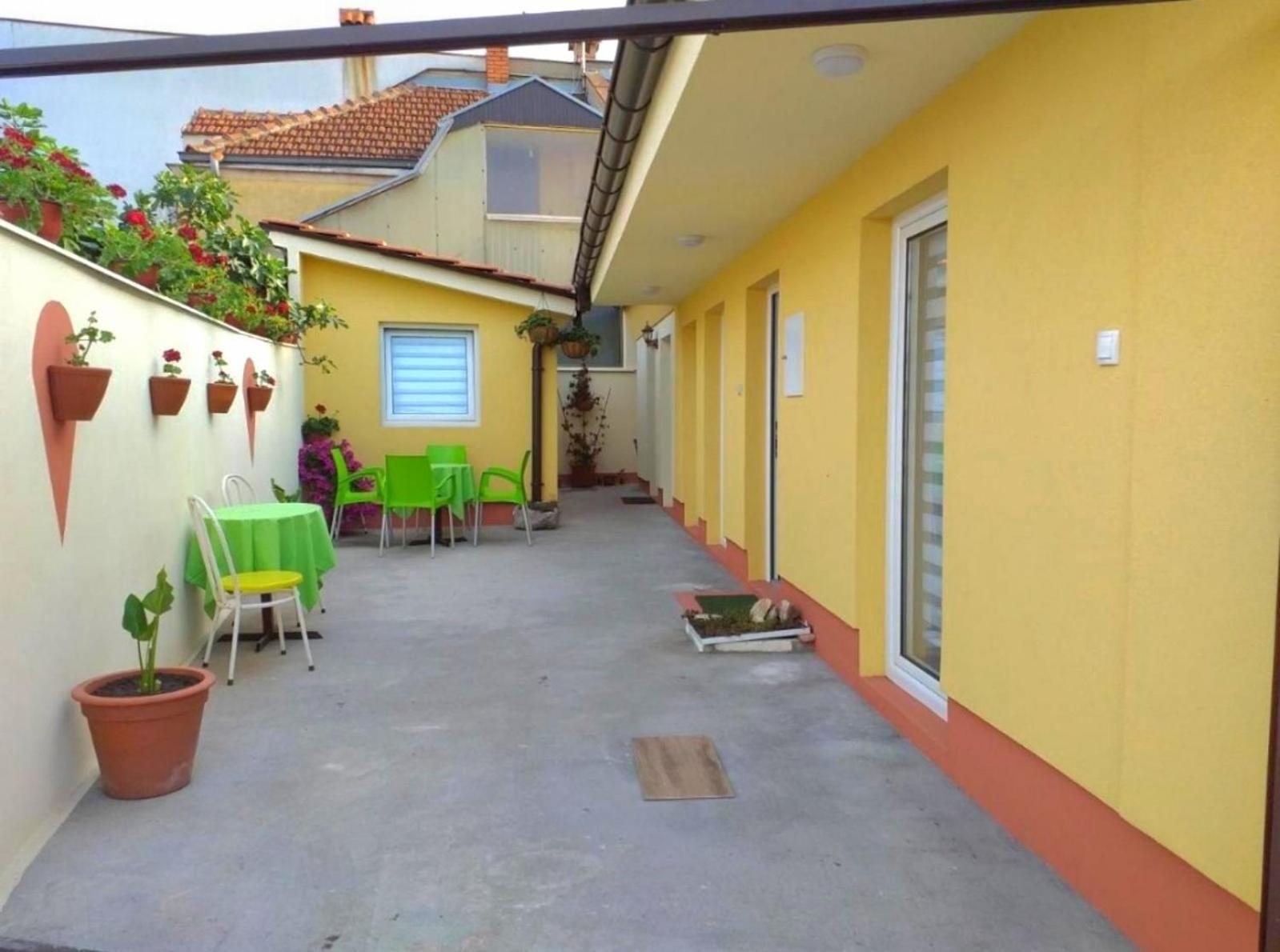 "My Life" Luxury River Apartments Ni エクステリア 写真
